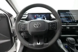 Toyota RAV4 2026 AWD LE 4dr SUV