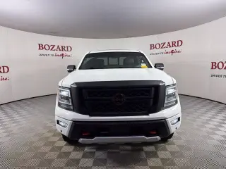 Nissan Titan 2024 4x4 PRO-4X 4dr Crew Cab 5.6 ft. SB