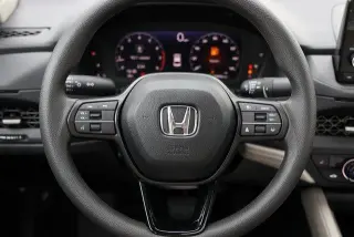 Honda Accord 2025 SE Sedán 4 puertas