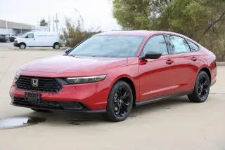 Honda Accord 2025 SE Sedán 4 puertas