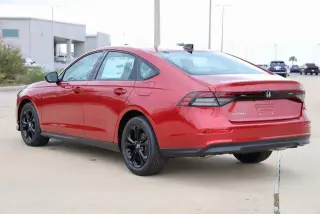 Honda Accord 2025 SE Sedán 4 puertas