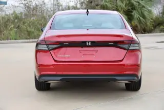 Honda Accord 2025 SE Sedán 4 puertas