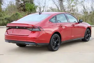 Honda Accord 2025 SE Sedán 4 puertas