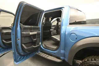 Ford F-150 2019 4x4 Raptor 4dr SuperCrew con motor 5.5 ft. SB