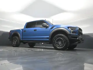 Ford F-150 2019 4x4 Raptor 4dr SuperCrew con motor 5.5 ft. SB