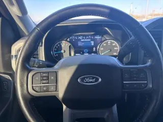 Ford F-150 2022 4x4 XLT 4dr SuperCrew con cabina de 5.5 metros de longitud SB
