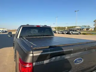 Ford F-150 2022 4x4 XLT 4dr SuperCrew con cabina de 5.5 metros de longitud SB