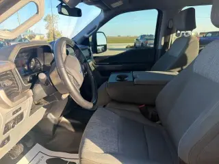 Ford F-150 2022 4x4 XLT 4dr SuperCrew con cabina de 5.5 metros de longitud SB