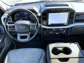 Ford F-150 2021 4x4 XLT 4dr SuperCrew 5.5 ft. SB