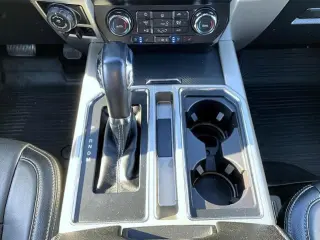 Ford F-150 2020 4x4 Lariat 4dr SuperCrew 5.5 ft. SB