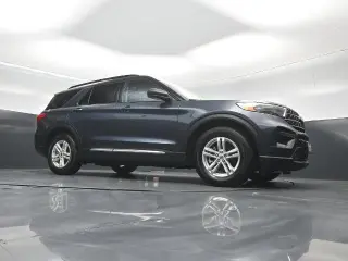 Ford Explorer 2023 XLT SUV de 4 puertas