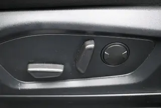 Ford Explorer 2023 XLT SUV de 4 puertas