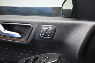 Ford Escape Hybrid 2020 AWD Titanium SUV 4 puertas