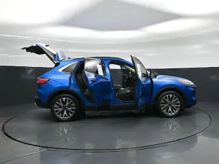 Ford Escape Hybrid 2020 AWD Titanium SUV 4 puertas