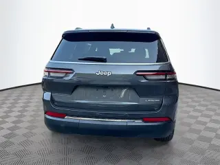 Jeep Grand Cherokee L 2025 4x2 Laredo 4dr SUV