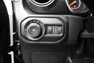 Jeep Wrangler Unlimited 2022 4x4 Sport SUV de 4 puertas