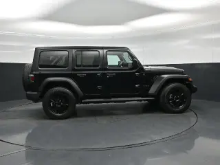 Jeep Wrangler Unlimited 2022 4x4 Sport SUV de 4 puertas