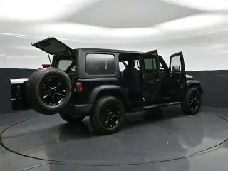 Jeep Wrangler Unlimited 2022 4x4 Sport SUV de 4 puertas