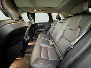 Volvo XC60 2023 AWD B5 Plus Tema Oscuro 4dr SUV