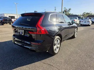 Volvo XC60 2022 AWD B5 Momentum 4dr SUV
