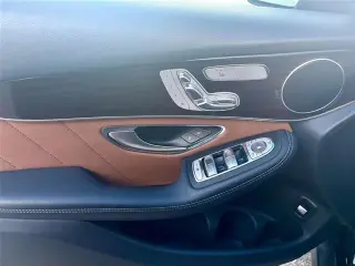 Mercedes-Benz GLC 2022 GLC 300 4dr SUV