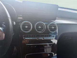 Mercedes-Benz GLC 2022 GLC 300 4dr SUV