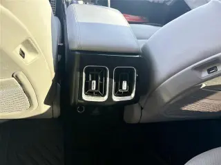 Kia Sorento Plug-In Hybrid 2023 AWD SX Prestige 4dr SUV
