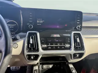 Kia Sorento Plug-In Hybrid 2023 AWD SX Prestige 4dr SUV