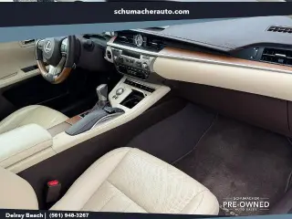 Lexus ES 300h 2018 4dr Sedán