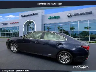 Lexus ES 300h 2018 4dr Sedán