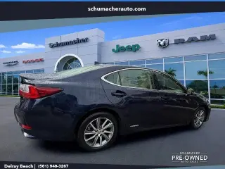 Lexus ES 300h 2018 4dr Sedán