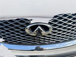 INFINITI QX80 2019 AWD Limited 4dr SUV