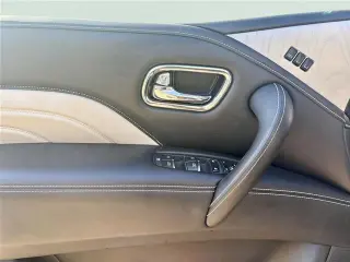 INFINITI QX80 2019 AWD Limited 4dr SUV