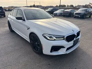 2022 BMW M5