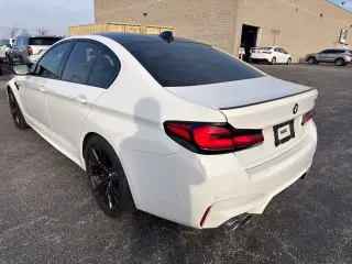 2022 BMW M5
