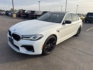 2022 BMW M5