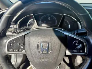 Honda Civic 2018 Touring sedán de 4 puertas