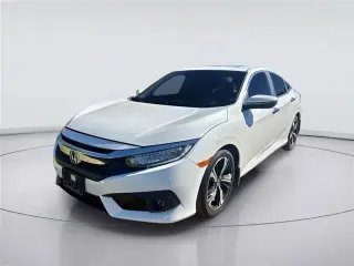 Honda Civic 2018 Touring sedán de 4 puertas