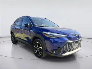 Toyota Corolla Cross Hybrid 2024 con tracción en las cuatro ruedas XSE 4dr Crossover