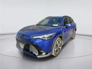 Toyota Corolla Cross Hybrid 2024 con tracción en las cuatro ruedas XSE 4dr Crossover