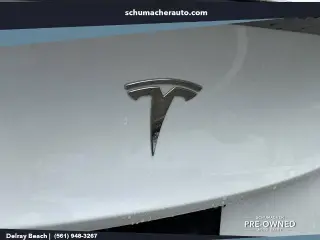 Tesla Model Y 2020 AWD Performance 4dr Crossover