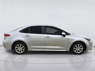 Toyota Corolla 2025 LE 4dr Sedán