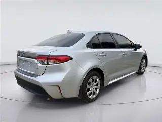 Toyota Corolla 2025 LE 4dr Sedán