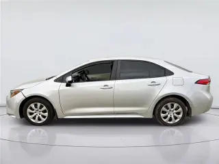 Toyota Corolla 2025 LE 4dr Sedán