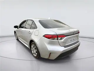 Toyota Corolla 2025 LE 4dr Sedán