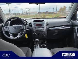 Kia Sorento 2015 AWD LX 4dr SUV (V6)