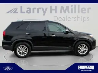 Kia Sorento 2015 AWD LX 4dr SUV (V6)
