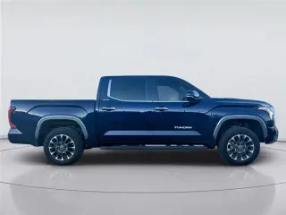 Toyota Tundra 2023 4x4 Limitado HV 4dr Cabina CrewMax Pickup SB