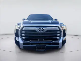Toyota Tundra 2023 4x4 Limitado HV 4dr Cabina CrewMax Pickup SB