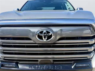 Toyota Tundra 2024 4x4 Limitado 4dr Cabina CrewMax Pickup SB